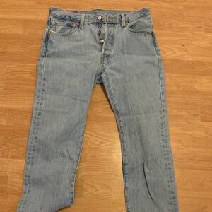 Levi's Men's Classic Light Blue Straight Jeans